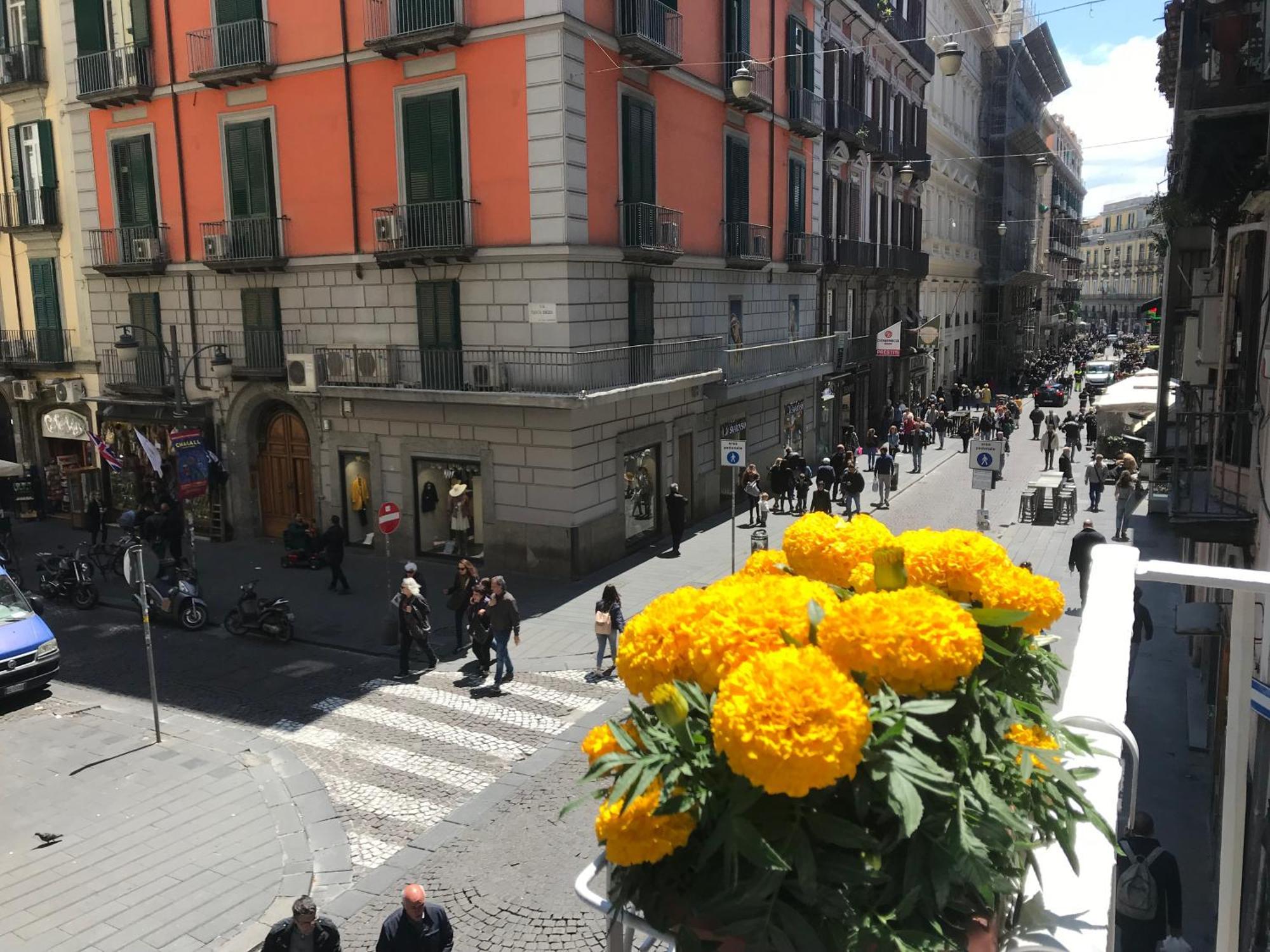 La Casa Blu A Toledo Di Alberto 那不勒斯 外观 照片